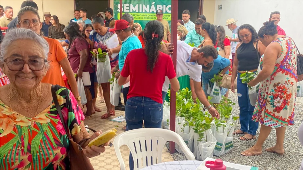 A IMPORTÂNCIA DOS QUINTAIS PRODUTIVOS PARA AS FAMÍLIAS E PARA A SEGURANÇA ALIMENTAR.