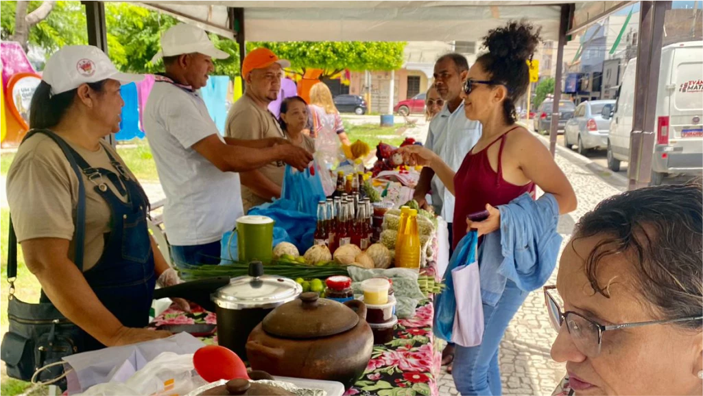 FEIRA AGROECOLÓGICA DE QUIXADÁ TERCEIRA EDIÇÃO DE ABRIL. 