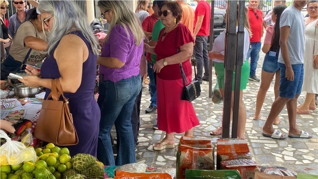 FEIRA AGROECOLÓGICA: EDIÇÃO ESPECIAL DO DIA DO TRABALHADOR.  