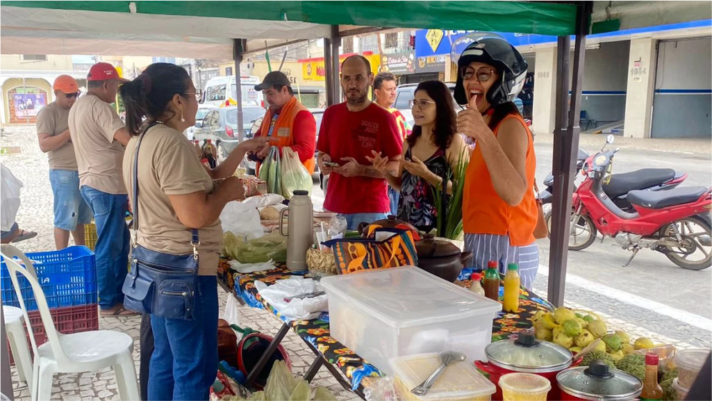 CONSTRUÇÃO DE CISTERNAS EM QUIXADÁ TEM NOVA ETAPA INICIADA.