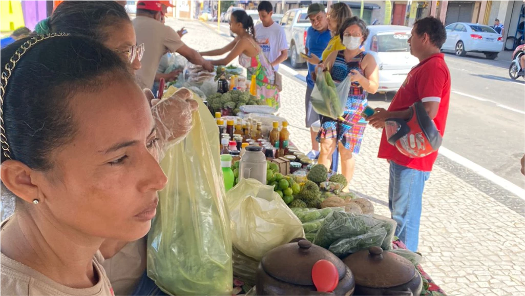ÚLTIMA EDIÇÃO DE MAIO DA FEIRA AGROECOLÓGICA DE QUIXADÁ. 